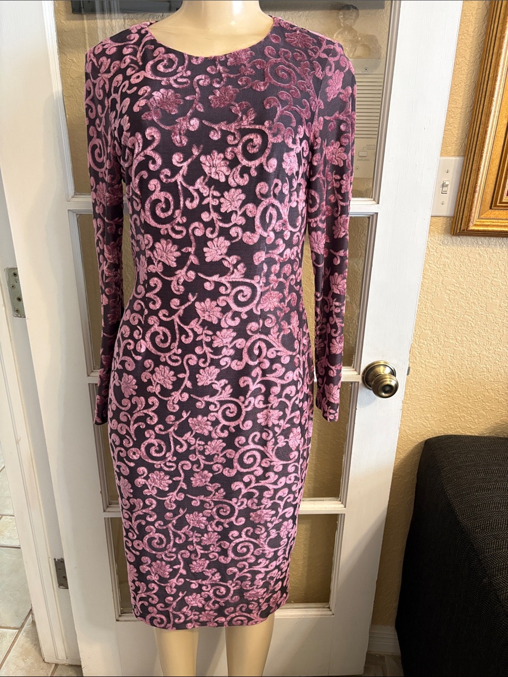 Maggy London Pink Floral Velvet Long Sleeve Sheath Dress